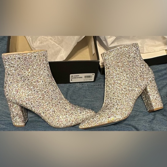 ‼️RARE‼️🎸BETSY JOHNSON🎸🔥NWT🔥Cady Ankle Boot— Size 8 - Picture 4 of 9